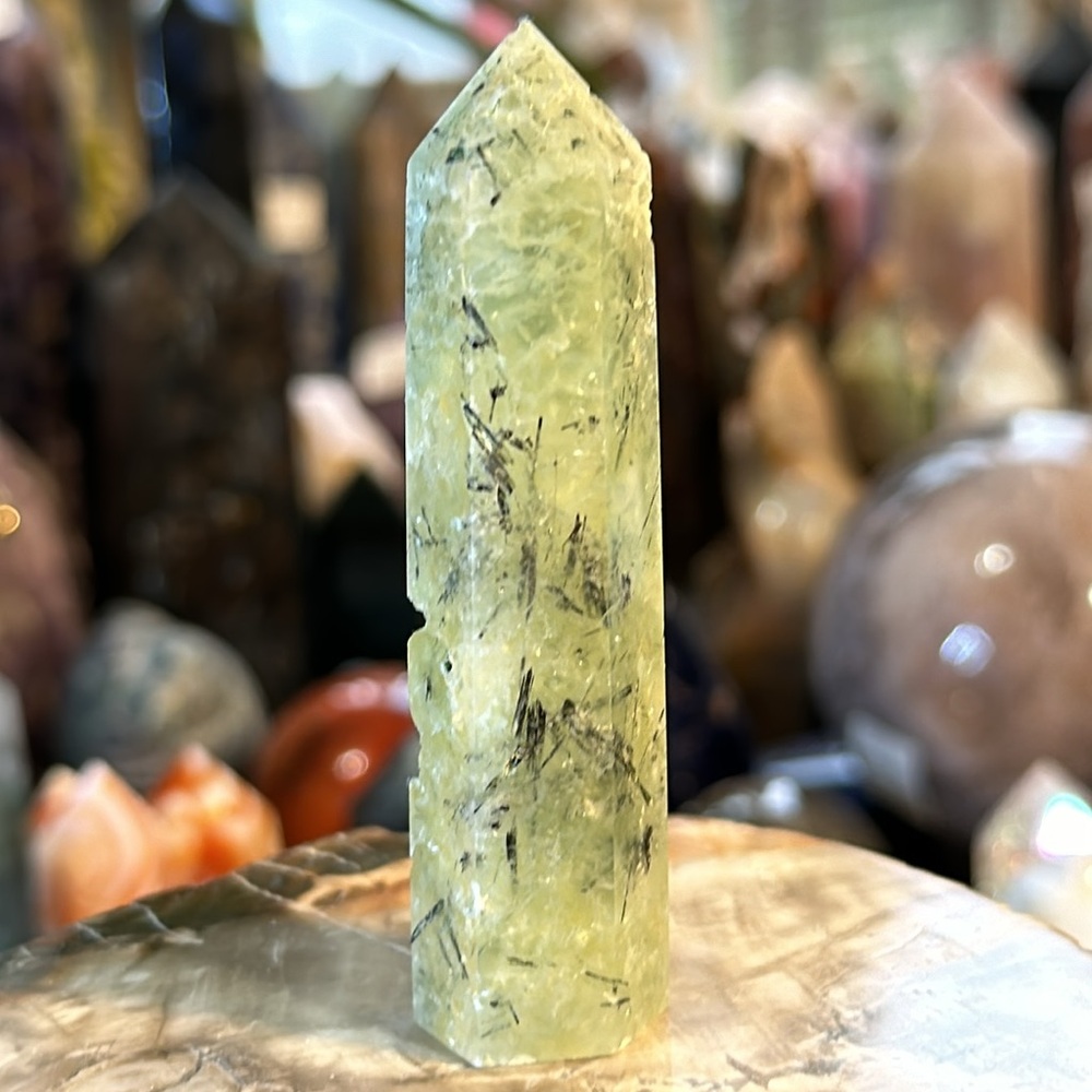 Prehnite Crystal Point! - Picture 5 of 11